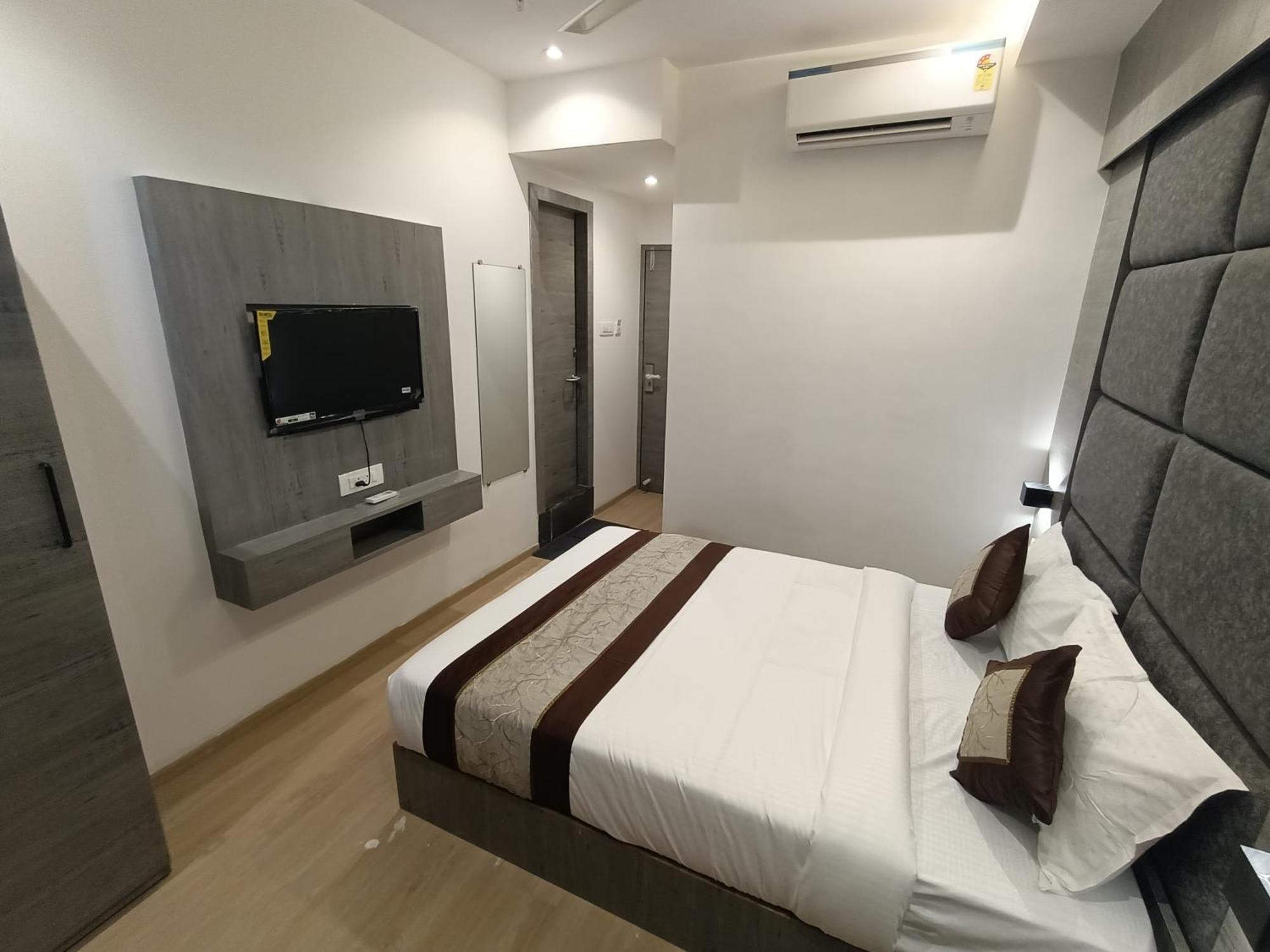 Hotel Beverly Palace Santacruz - Near Bkc - Mumbai Airport T1 Esterno foto