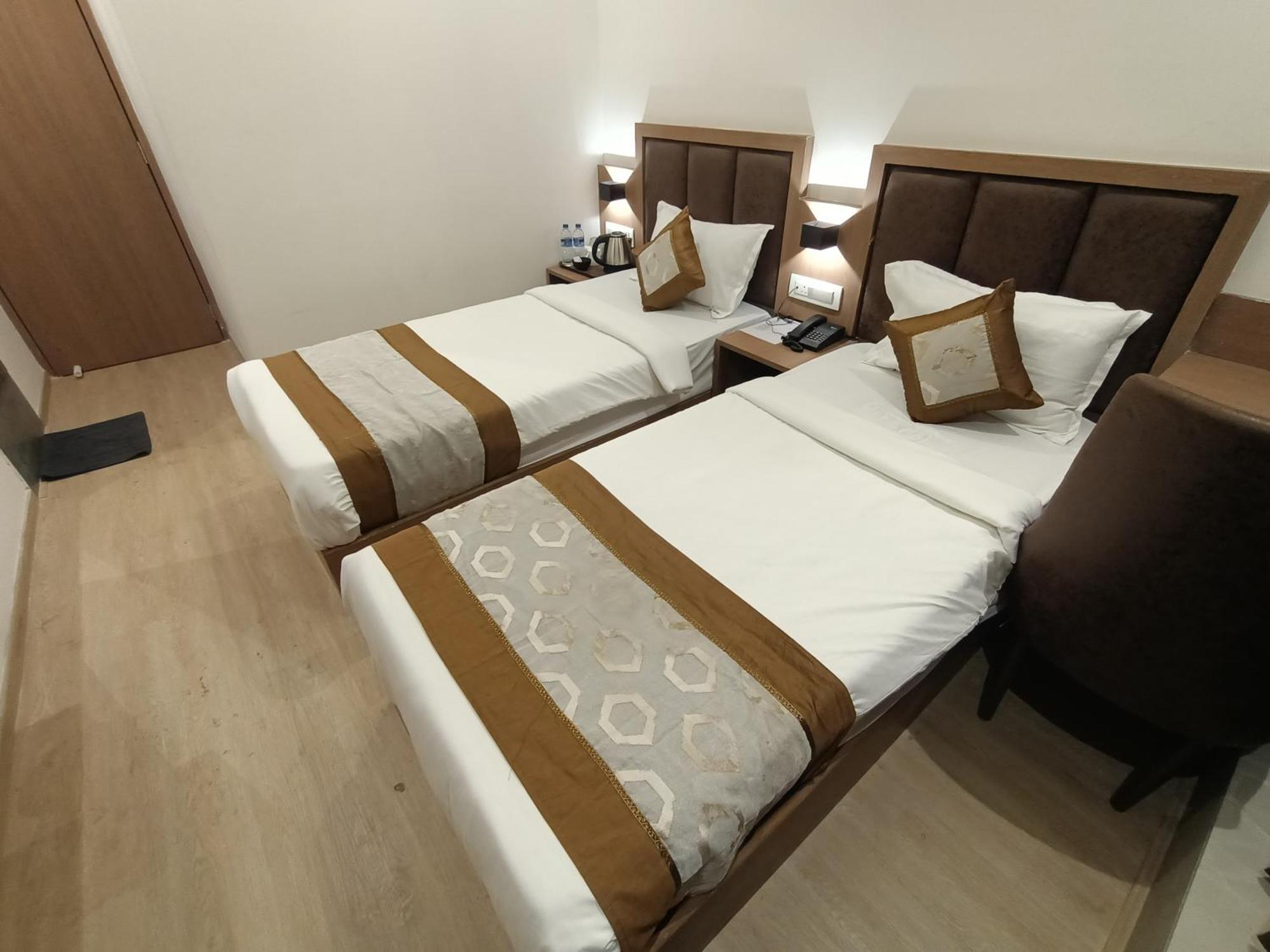 Hotel Beverly Palace Santacruz - Near Bkc - Mumbai Airport T1 Esterno foto