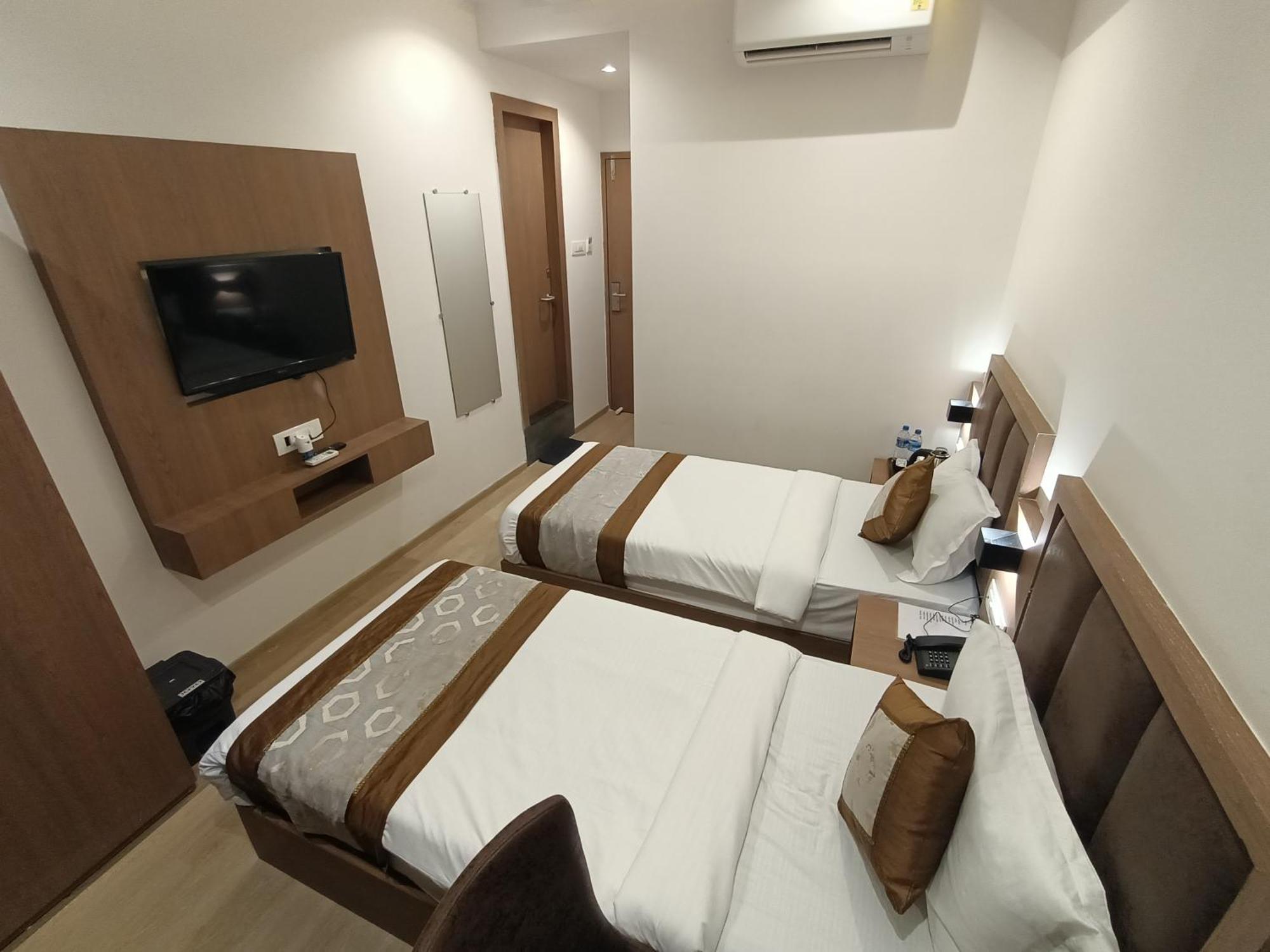 Hotel Beverly Palace Santacruz - Near Bkc - Mumbai Airport T1 Esterno foto