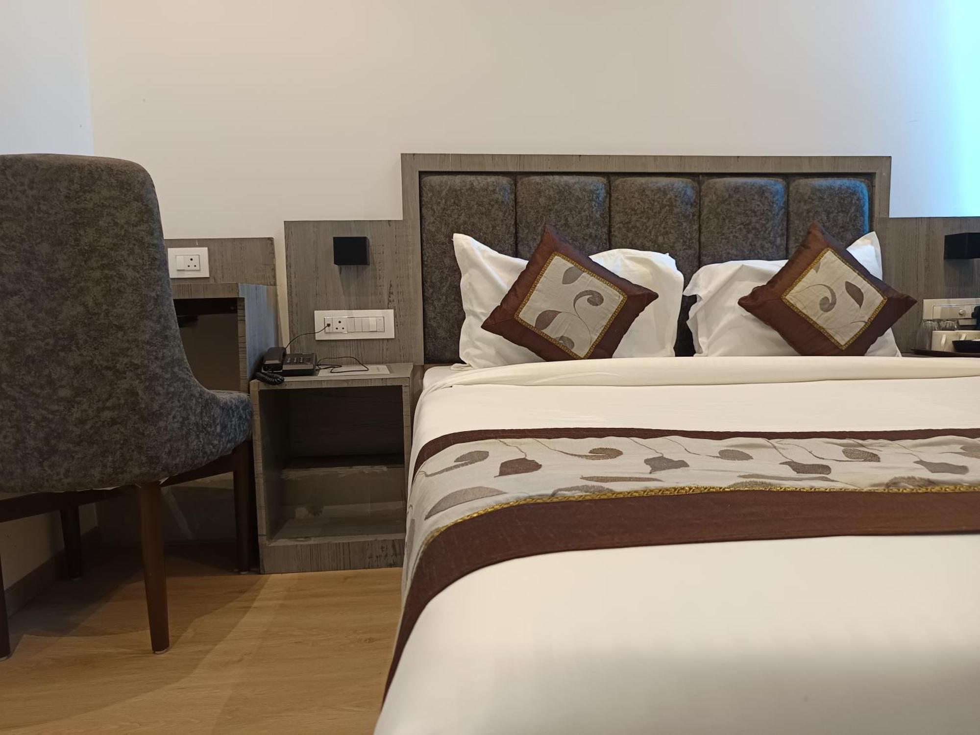 Hotel Beverly Palace Santacruz - Near Bkc - Mumbai Airport T1 Esterno foto